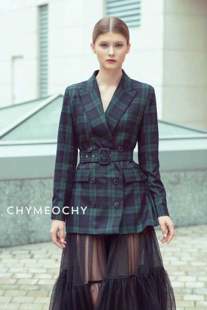 A fancy office looks 19