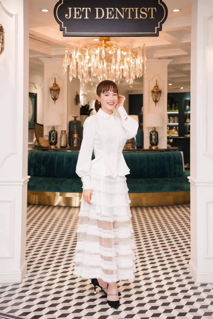 A fancy office looks 3