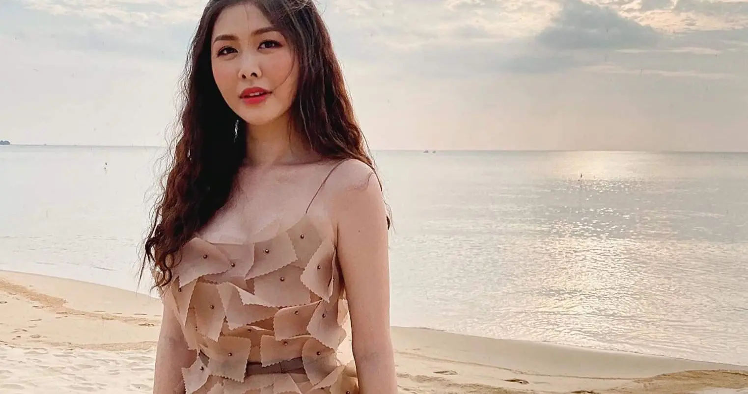 54 quý cô của chúng tôi