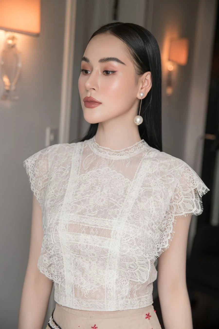 White On White - How To Wear? 17