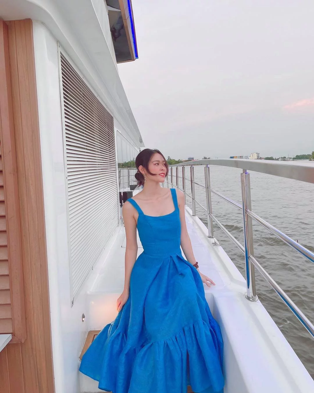 Các quý cô của chúng ta 13