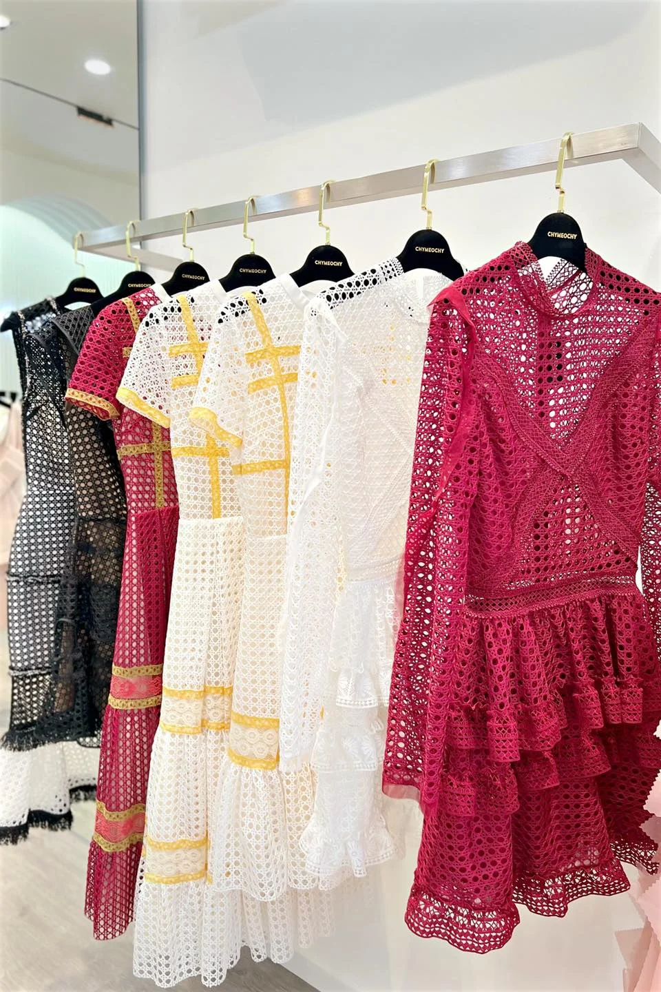 Di dời cửa hàng chính thức 3