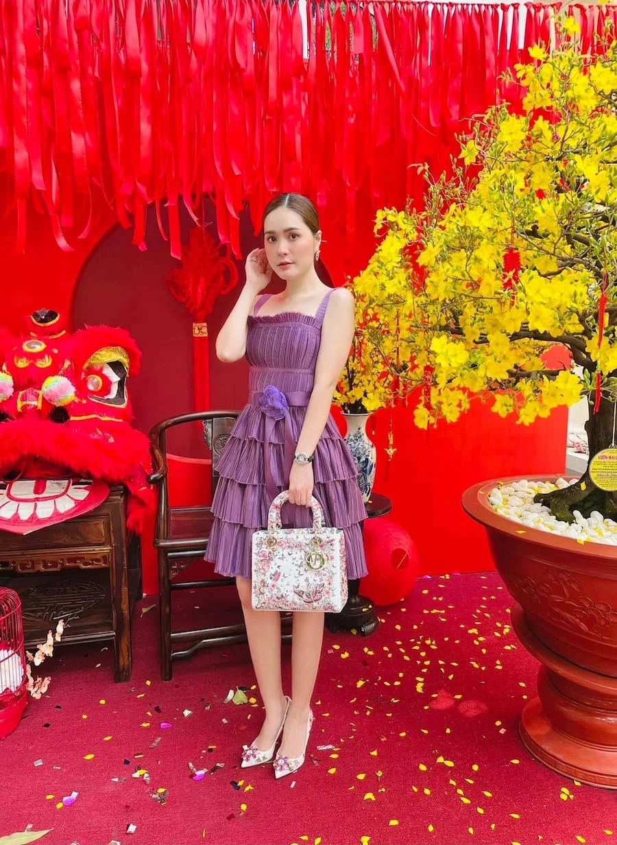 Doan Di Bang Shines Brightly in CHYMEOCHY's Dresses 5