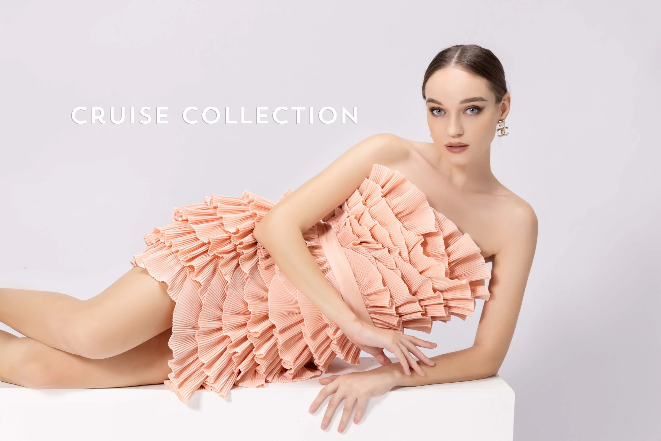 BÌA BỘ SƯU TẬP MỚI CỦA CHYMEOCHY