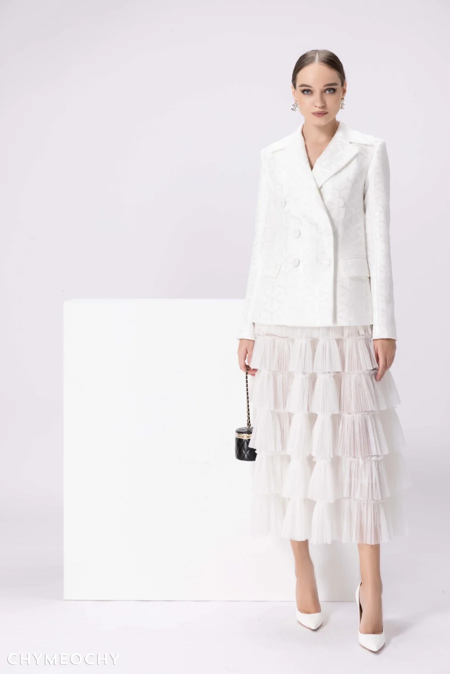 Ngày Quốc tế Phụ nữ: Kỷ niệm thật phong cách với những mẹo thời trang hấp dẫn này