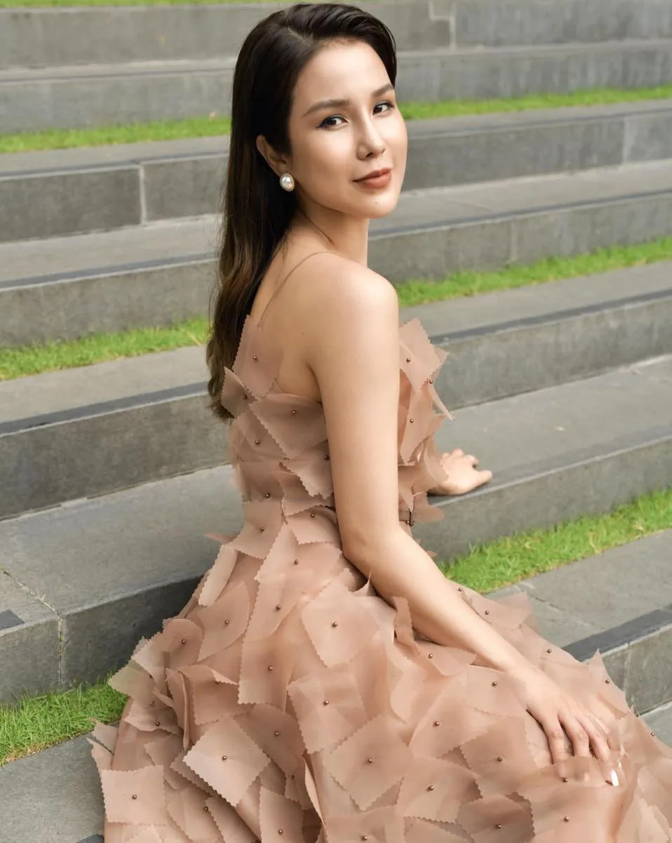 The Iconic Ellise Dress: A Fashion Phenomenon for All Occasions 5