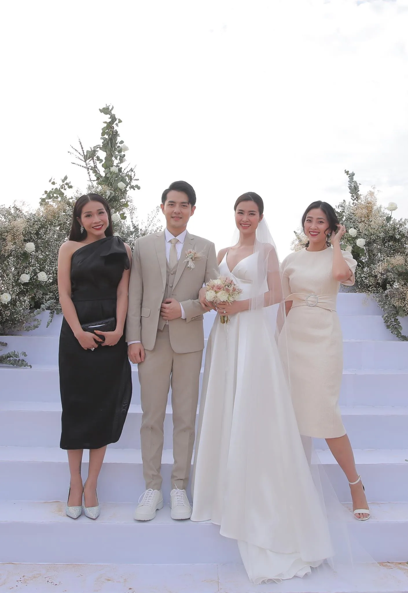 The Star-Studded Journey with CHYMEOCHY: A Testament of Trust and Elegance 6