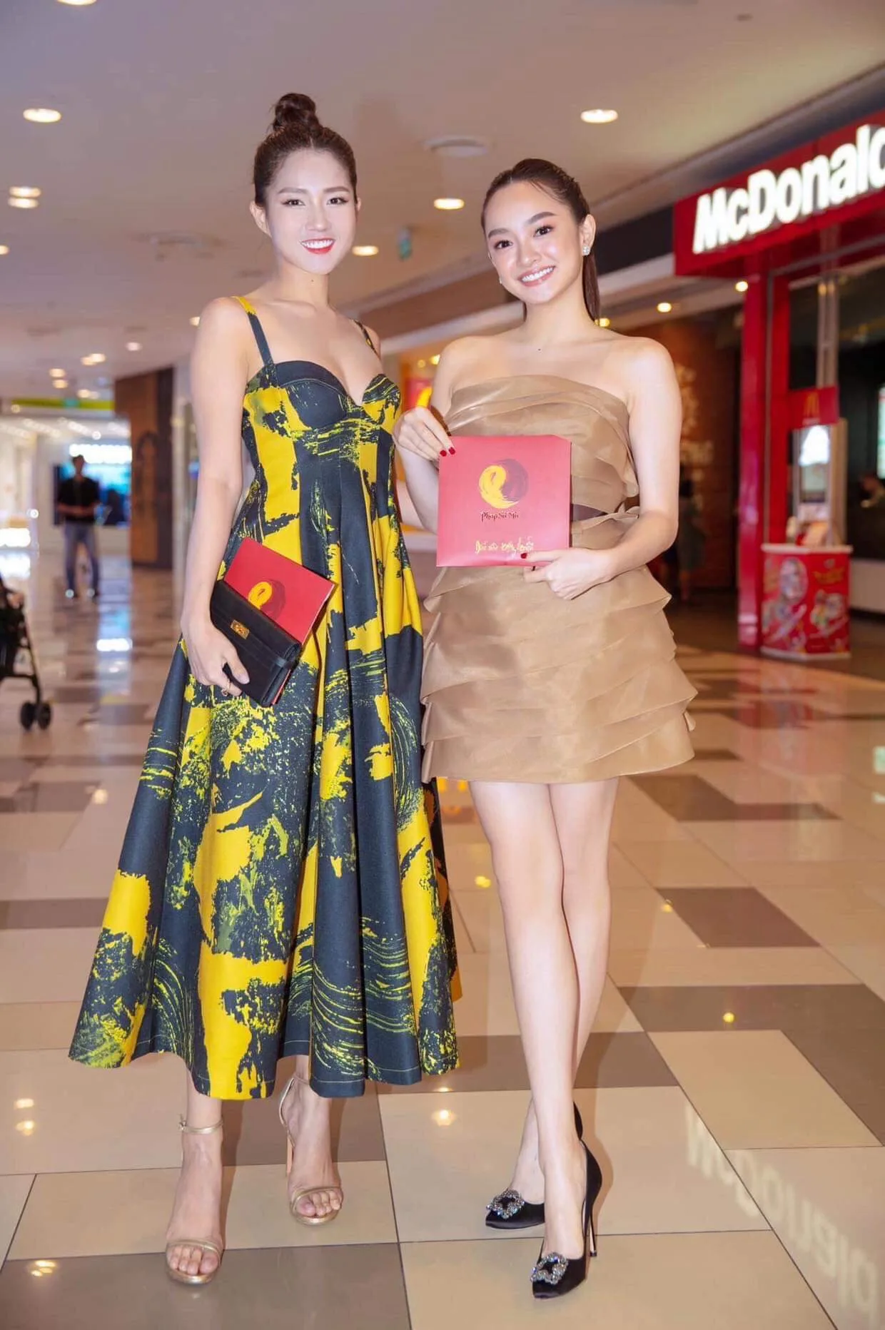 Các quý cô 123 của chúng tôi