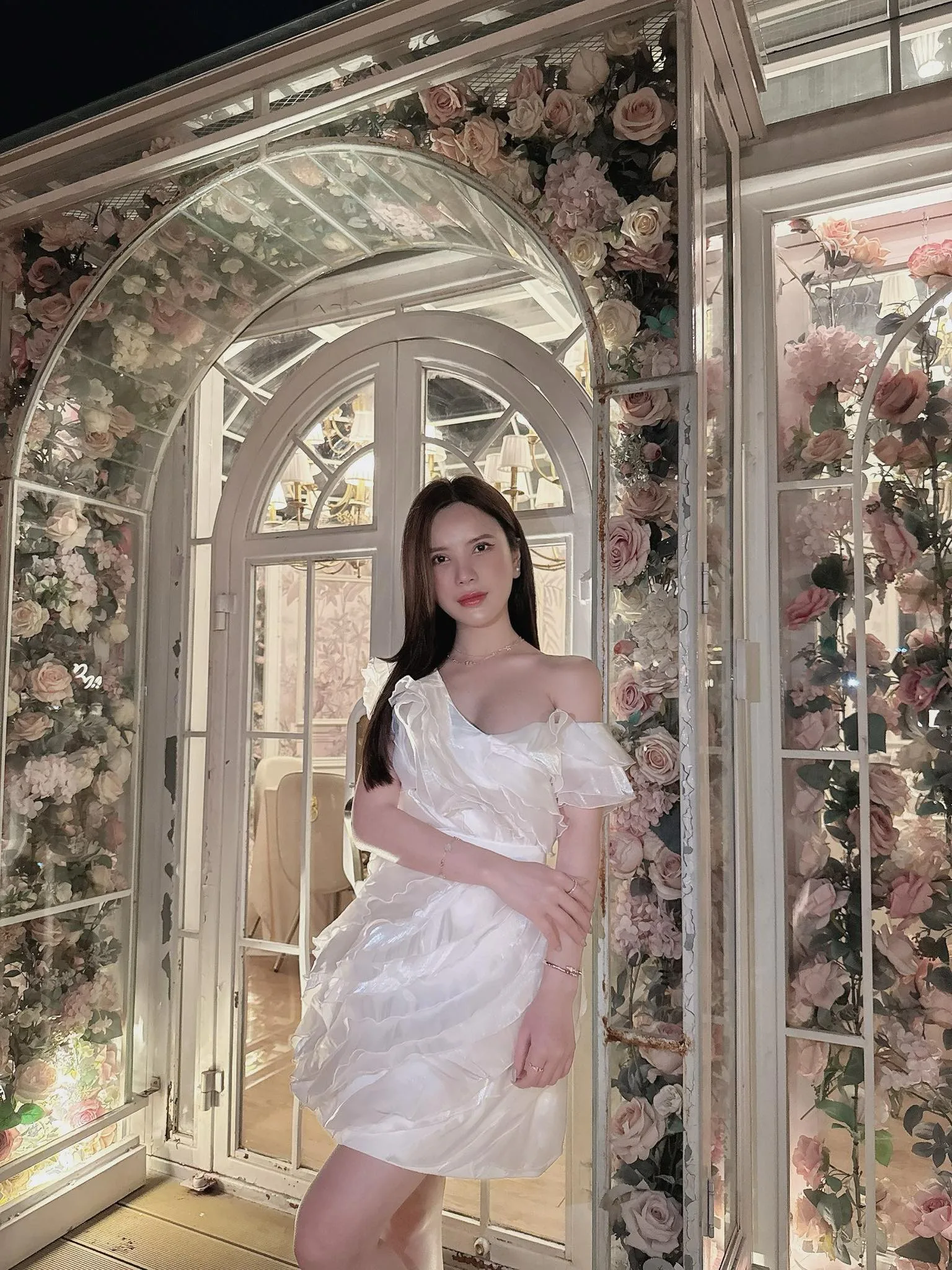 Quý cô của chúng tôi 164